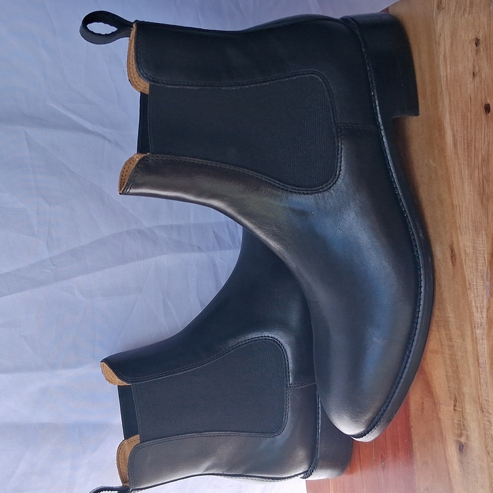 Quince Calfskin Leather Dress Chelsea Boots Black 8 - Picture 11 of 13